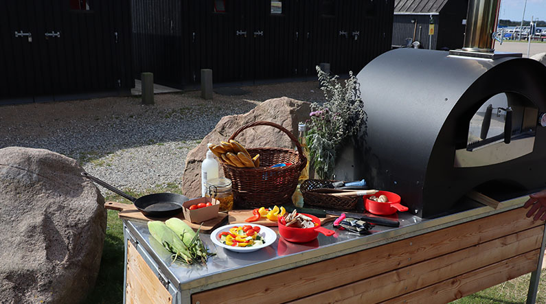 Udekøkken Klintebjerg_pizzaovn_795x443px